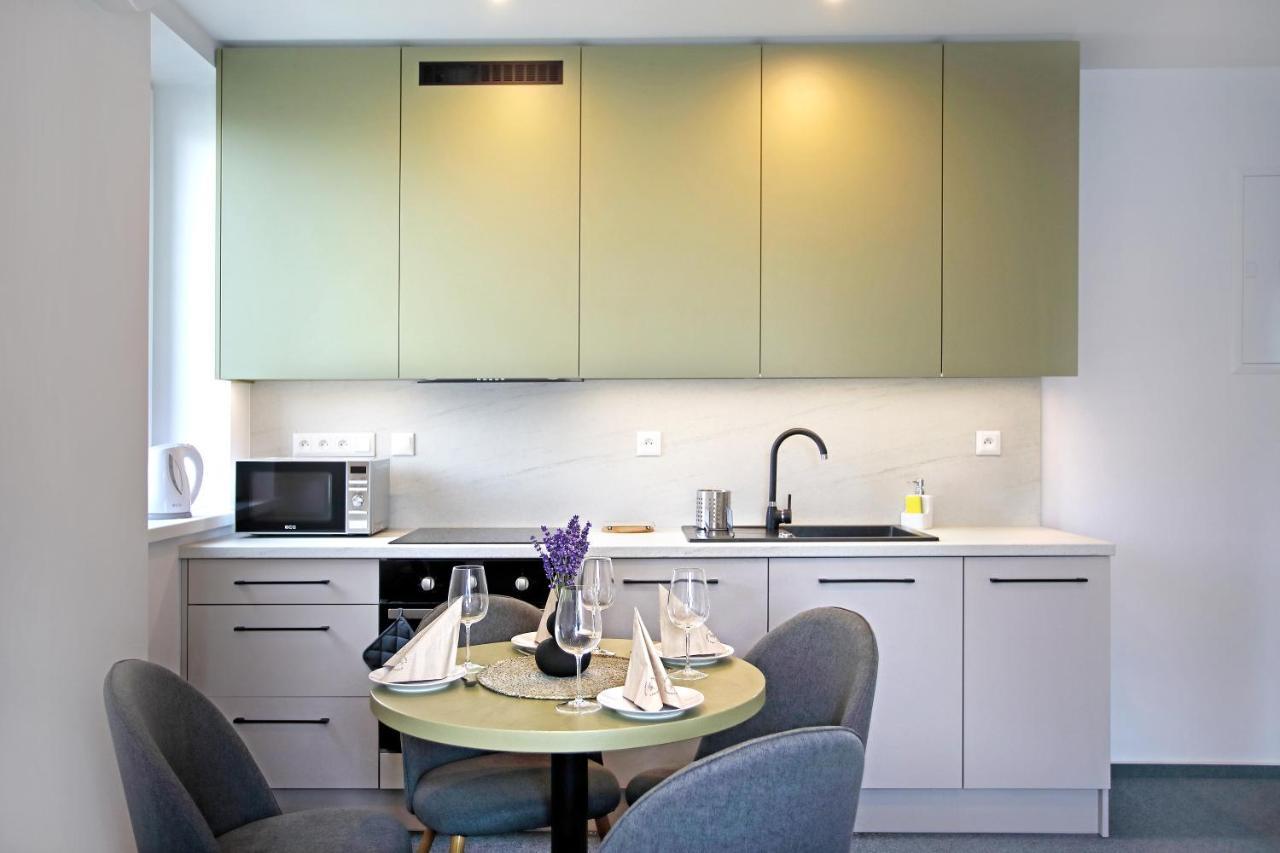 Home Apartments Liptov Lipótszentmiklós Kültér fotó